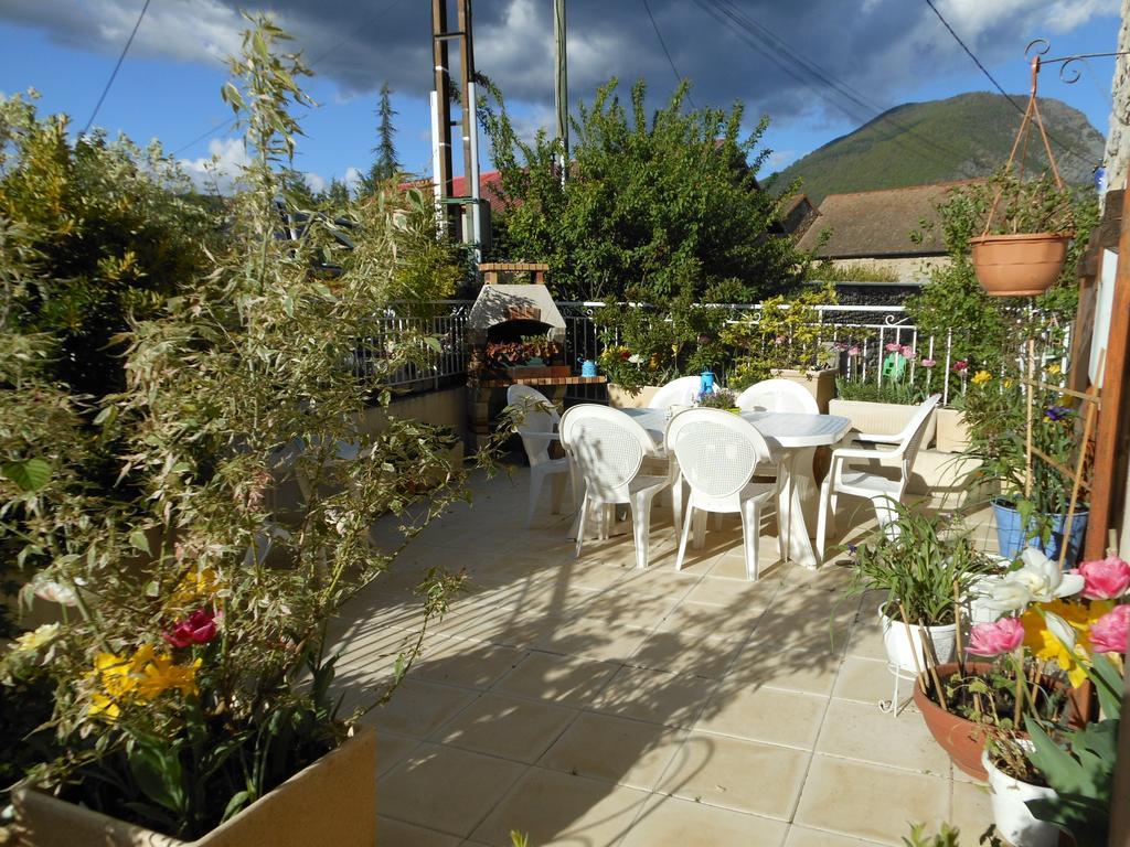 Halte Dodo Bed & Breakfast Tallard Exterior foto